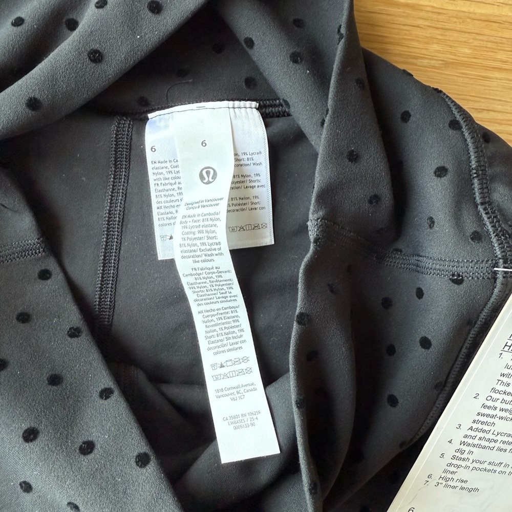 lululemon Align™ High-Rise Skirt Flocked polka dot. Size 6 Black NWT - Picture 3 of 3